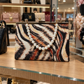 Élan Noir Pearl Clutch
